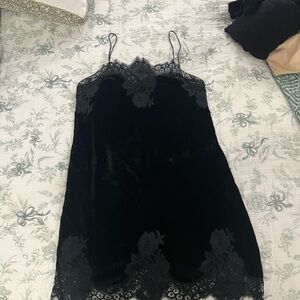 Alice + Olivia Black Lace trim velvet dress
